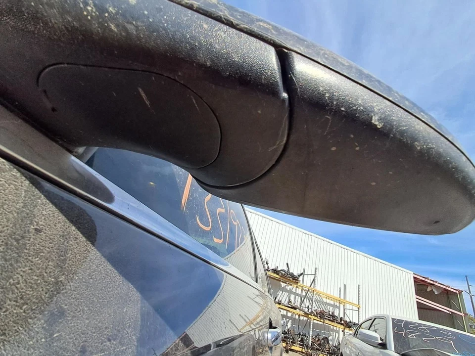 2009 Saturn Aura Driver Side Mirror OEM Used 4DR SED BLK Power Heated - Image 2 of 4