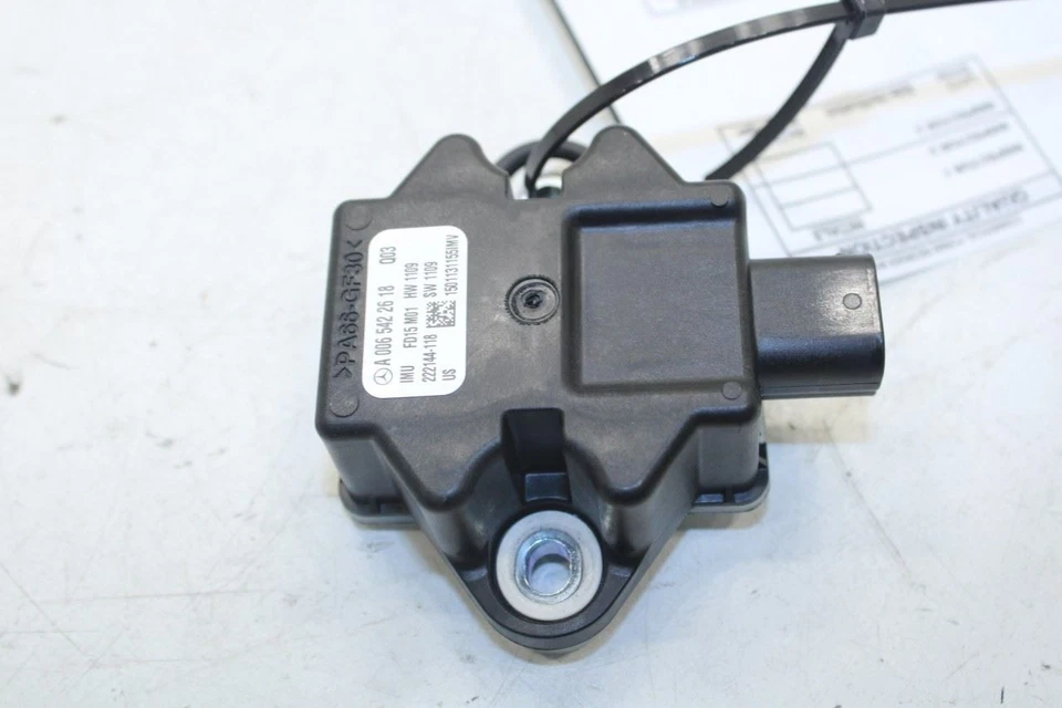 Sensor de velocidad de velocidad de guiñada Mercedes-Benz ML350 2012-2015 006-542-26-18 FABRICANTE DE EQUIPOS ORIGINALES Foto 3 de 4