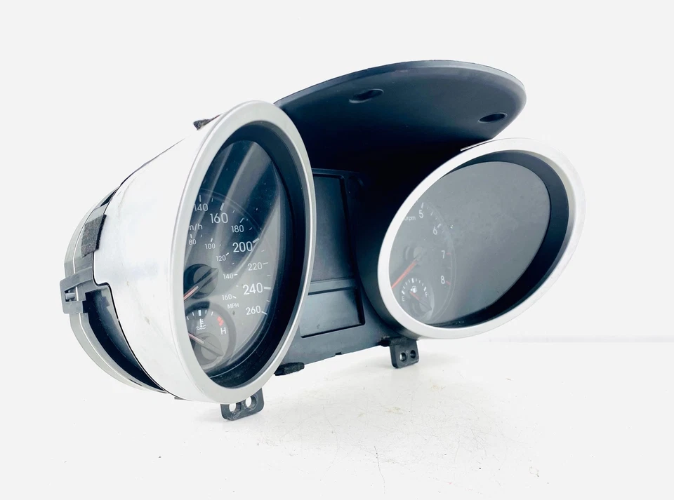 2010 Hyundai Genesis Coupe Speedometer KPH 500K Instrumental 940022M810 OEM - Image 3 of 4