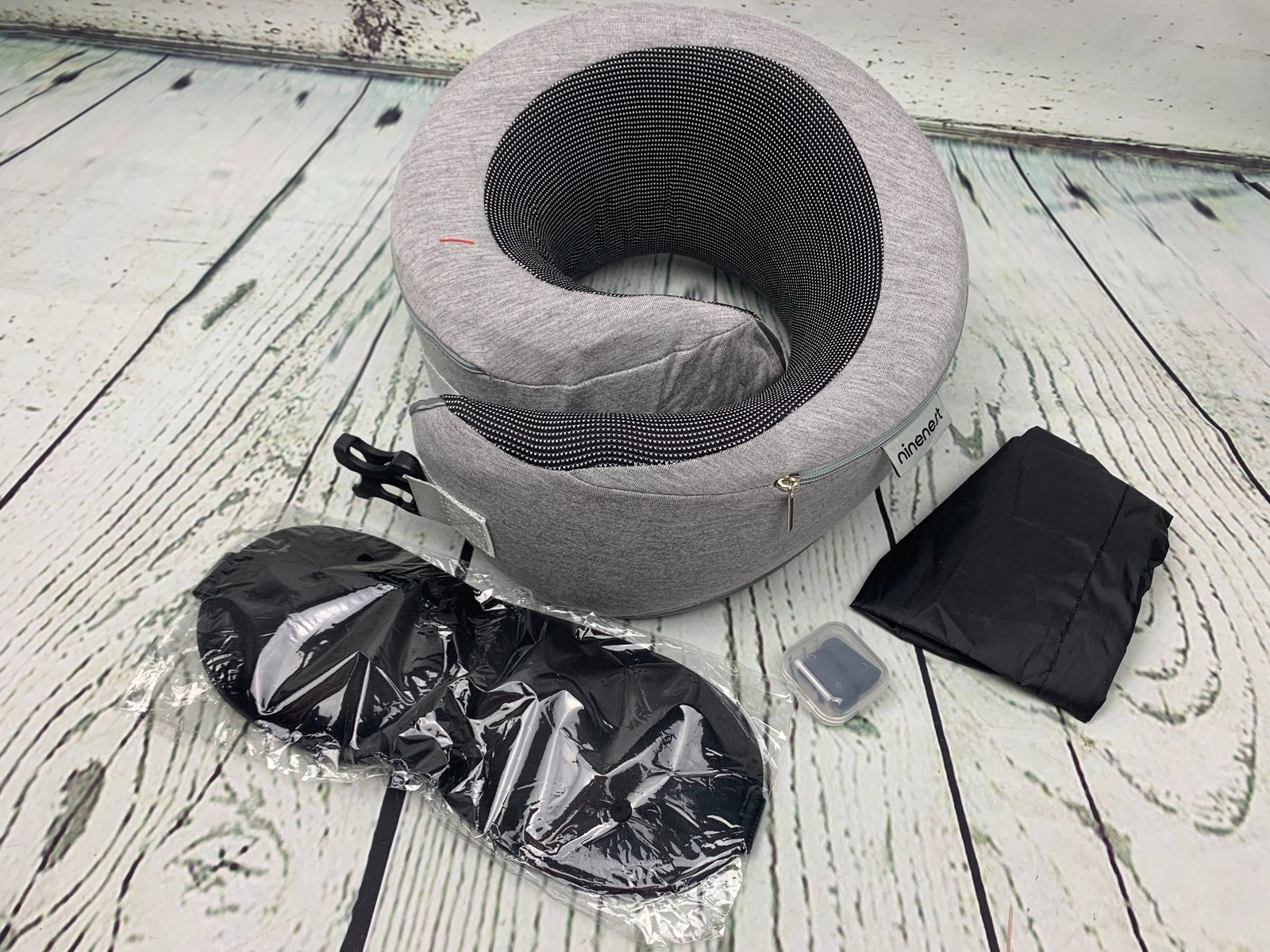 Travel Pillow 100 Pure Memory Foam Neck Pillow Magnetic Therapy Cover-image