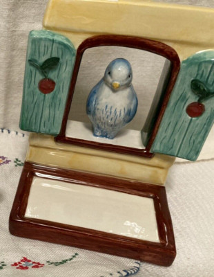 Vandor Vintage - Pepper Shaker - Window Box Bird Only