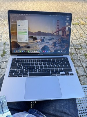 MacBook Pro m1 13 zoll 8gb und 256 SSD