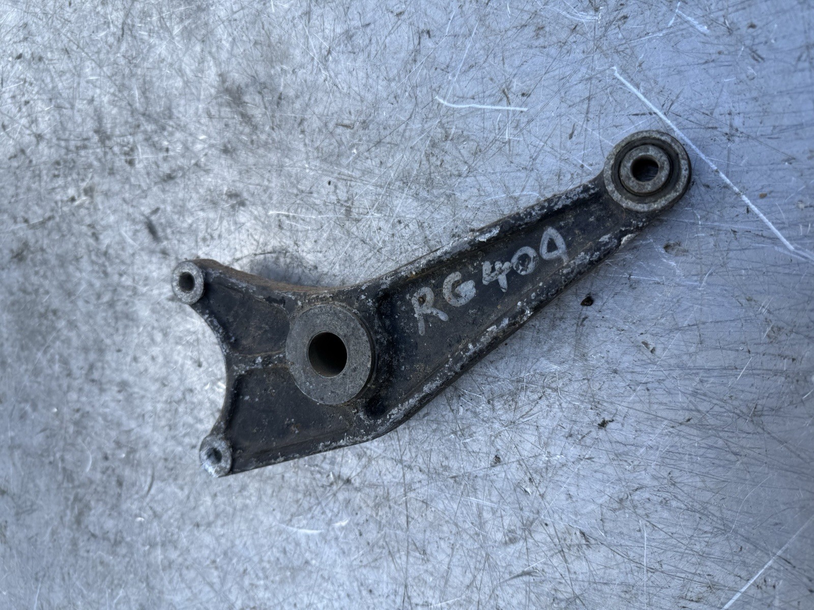 Suzuki RG500 RG 500 400 Rear Caliper Calliper Bracket Brake Brakes OEM Genuine