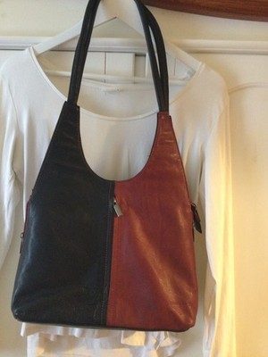 Vera Pelle Schulter Tasche Hobo Bag Schwarz Rot echtes weiches Leder top Zustand