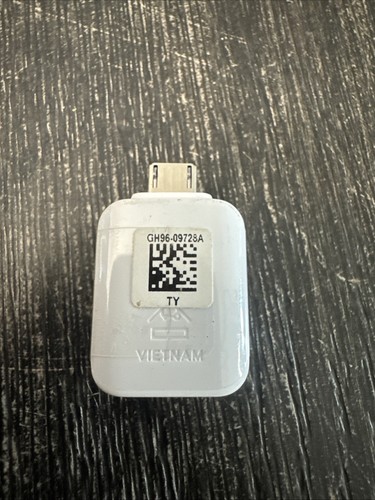 Original Samsung USB Connector OTG Adapter, USB C to USB converter, White - Picture 2 of 2