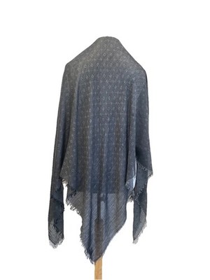 H31# HUGO Boss Logo Monogram Fringe Scarf Gray Made in Italy Lightweight Shawl