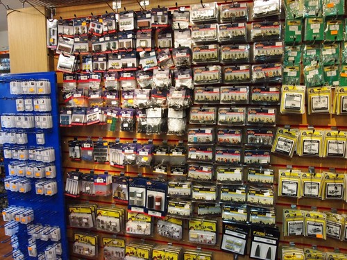 Plastruct Styrène Bande MS-419 (90748) Paquet 10 x 1.0mm x 4.8mm 250mm Longue - Photo 11 sur 15