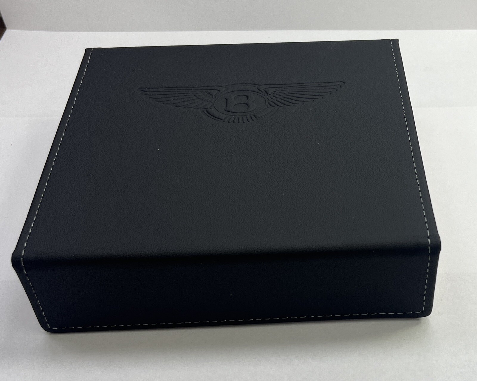 Brand New leather Bentley Mulliner Key Box + 2 Key Pouches #1