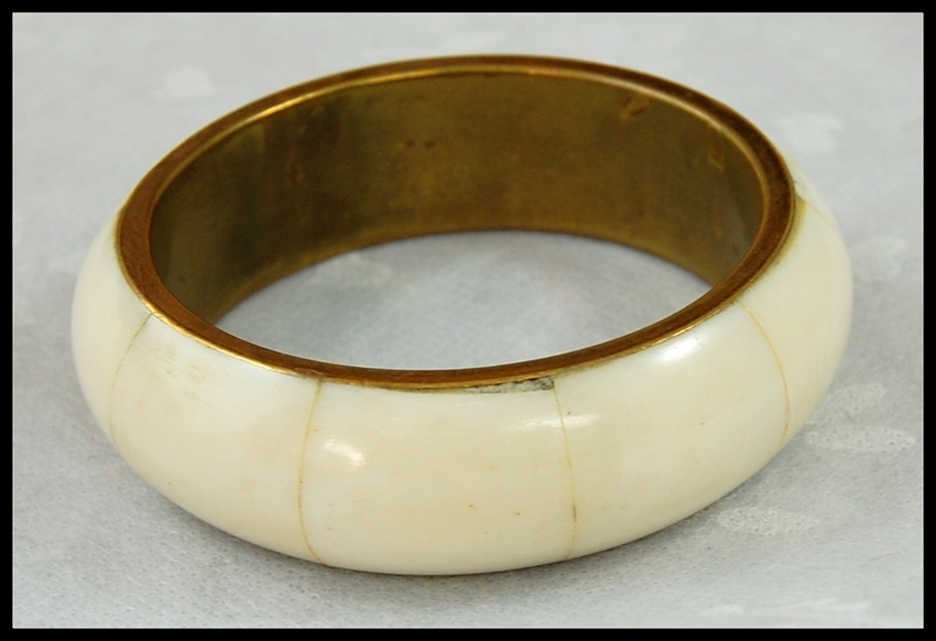 Chunky & Thick Vintage 1960s Brass Inlay Bangle Hippie Bracelet