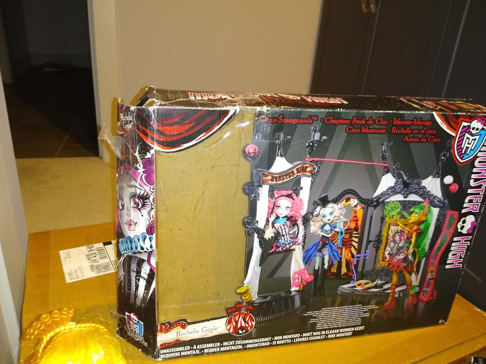 Monster High Freak Du Chic Circus Scaregrounds Honey Swamp Frankie TwylaToralei