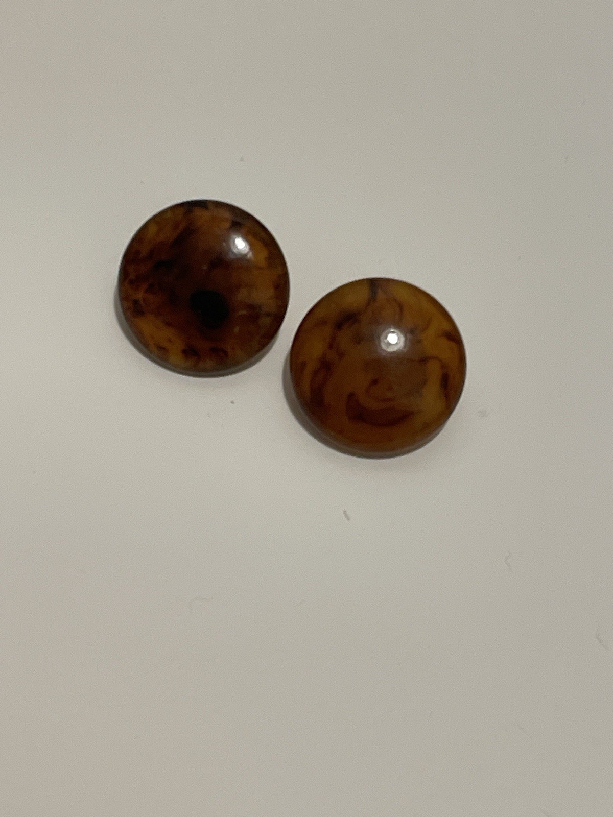 vintage tortoiseshell effect large plastic dome c… - image 3