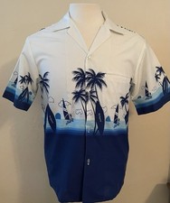 Helena  s Vintage Palms Sailboats l Tropical Hawaiian Shirt Men  s Size Small