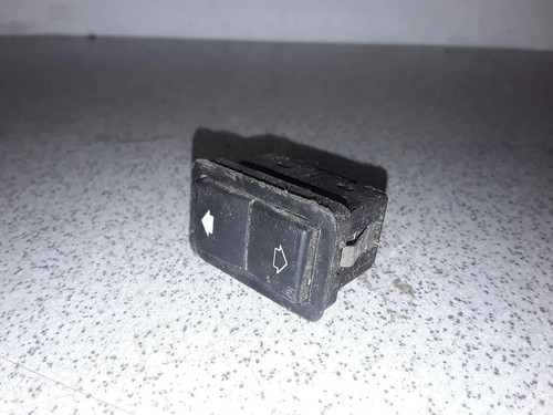 BMW 5 Touring E39 Fensterheber Schalter Vorne links 8368974 2.49 33960615