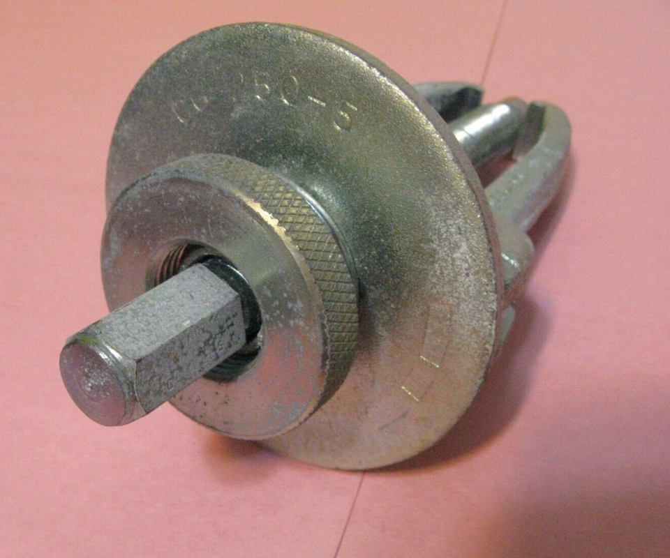 Snap-On CG-250 Vintage Blue-Point Gear Puller With Original Box ...