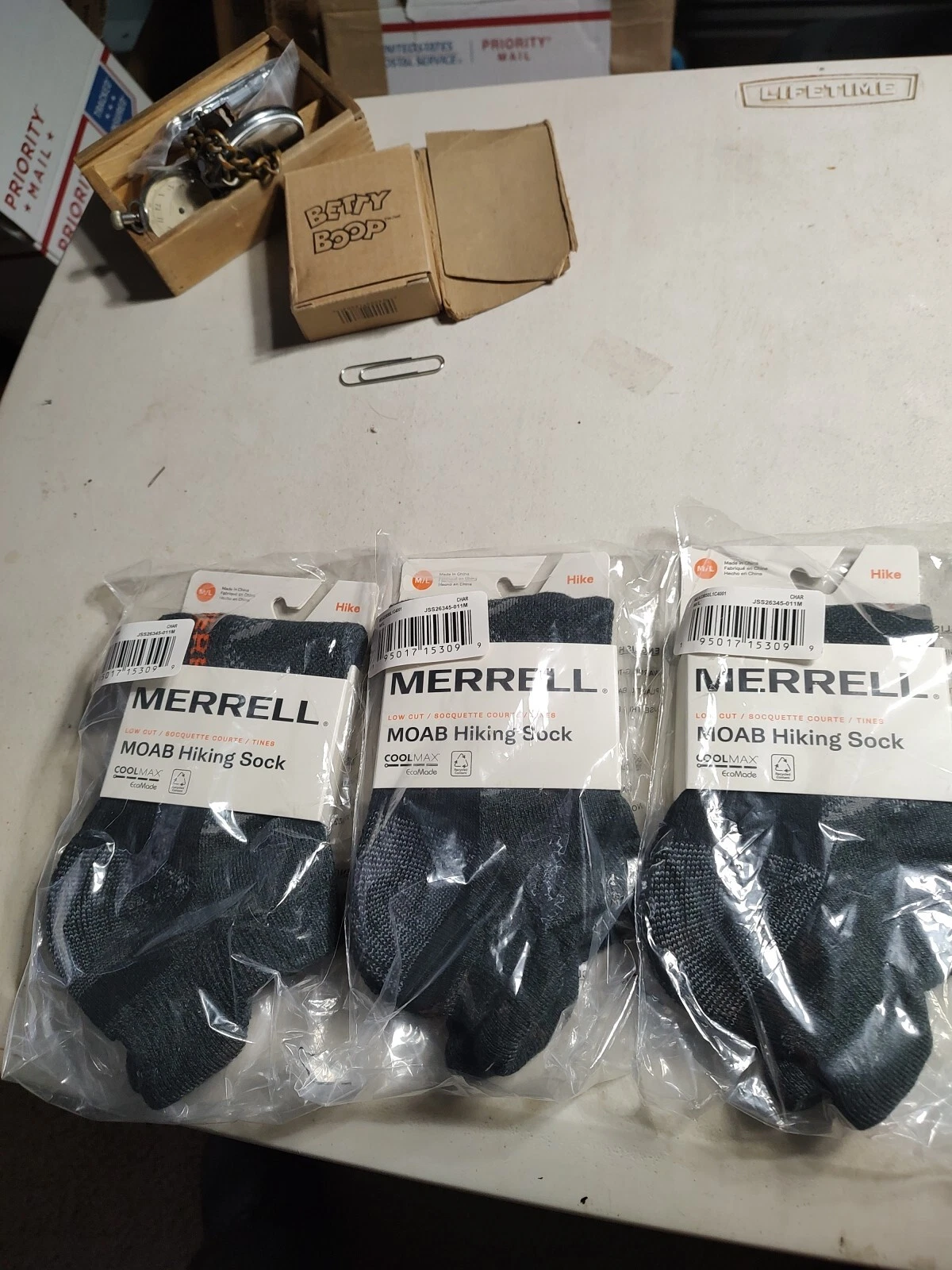 Lot Of 3 Pairs Of Merrell MOAB Low Cut Hiking Socks SZ M/L. . NWT Free Shipping
Opens in a new windo