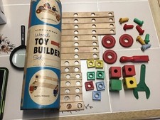 VINTAGE LINCOLN LOG WOOD TOY BUILDER SET 38 PIECES INCLUDING TIN