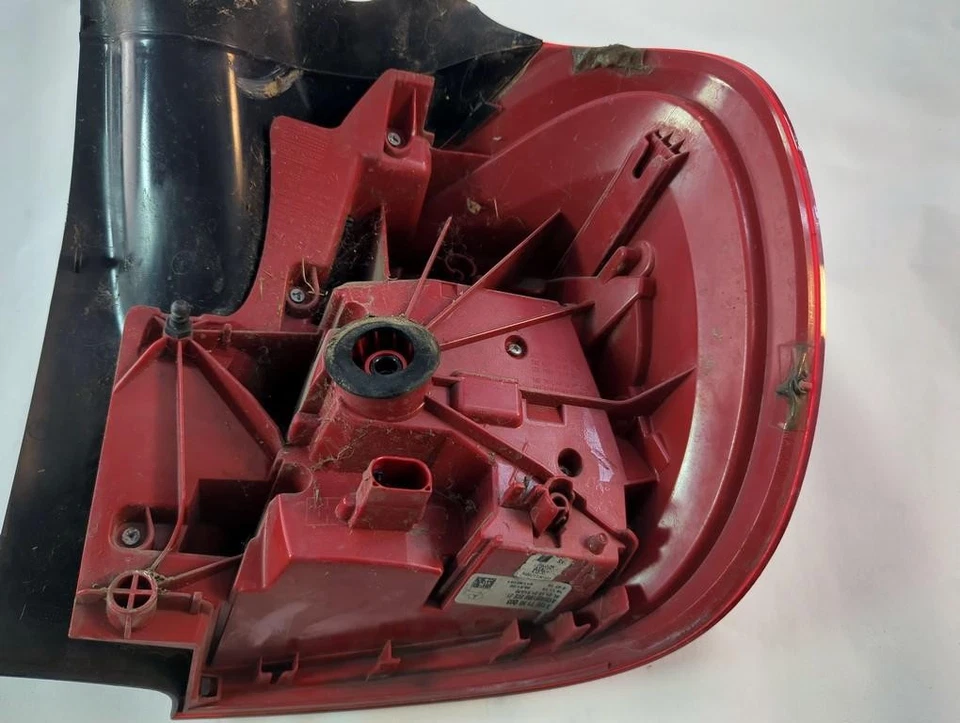 A1569061958 RÜCKLEUCHTE LINKER ÄUSSERER TEIL MERCEDES GLA 200 D W15 Foto 4 de 4