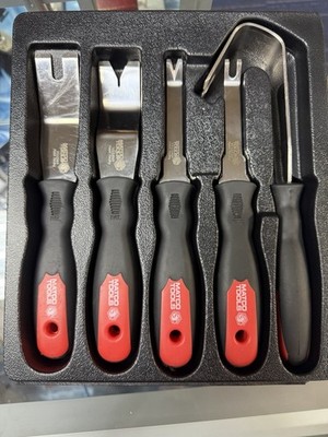 Matco Tools 5 Piece Soft Grip Upholstery and Trim Set With Tray NICE