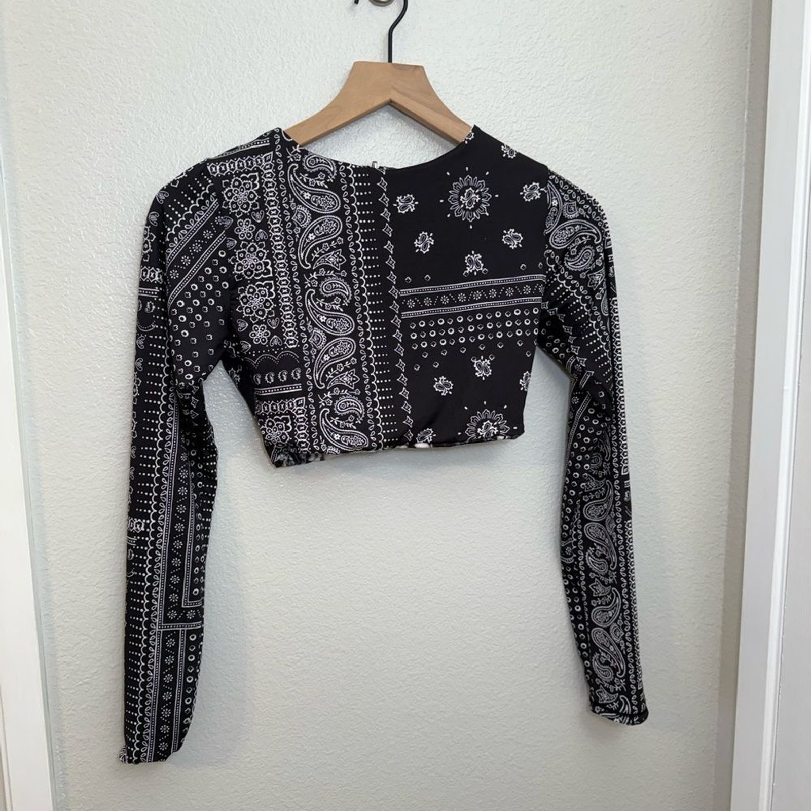 Maaji Ebony Black Spectacle Long Sleeve Top Bikin… - image 10