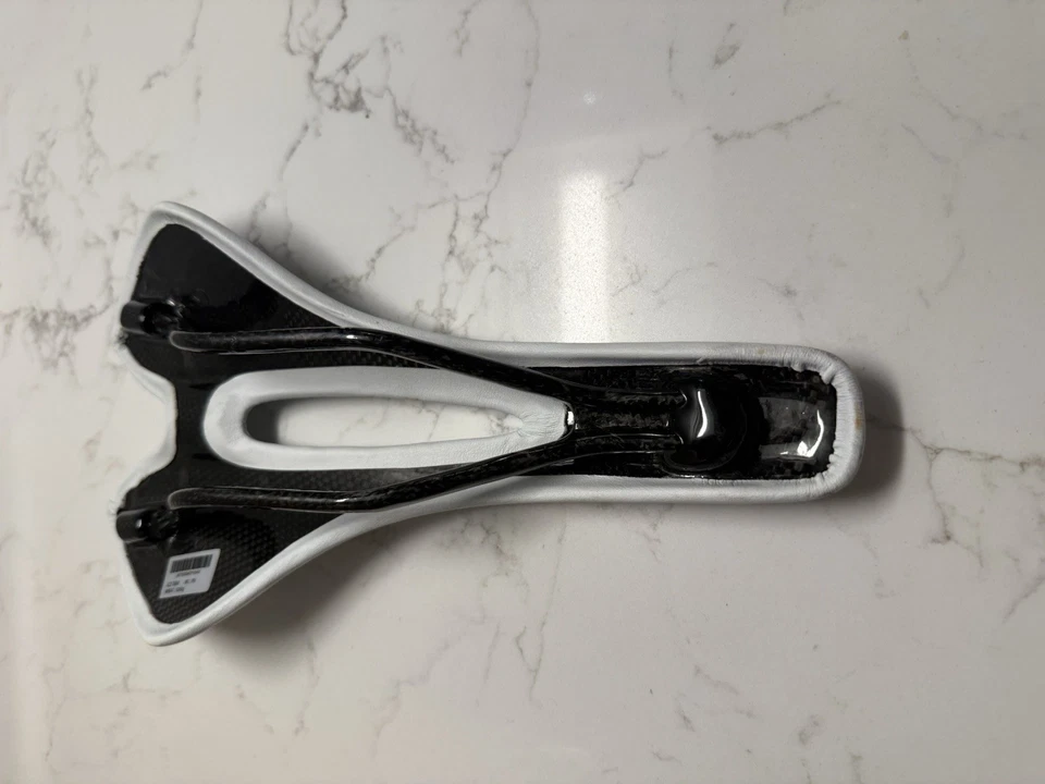 Sillín Ritchey WCS CARBON SKYLINE - BLANCO - NUEVO - ENVÍO GRATUITO A EE. UU. - L@@K Foto 2 de 4