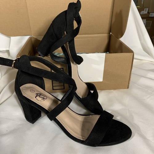 TRARY Black Ankle Cross Strap Heel Sandals, Size 11 - Picture 3 of 6