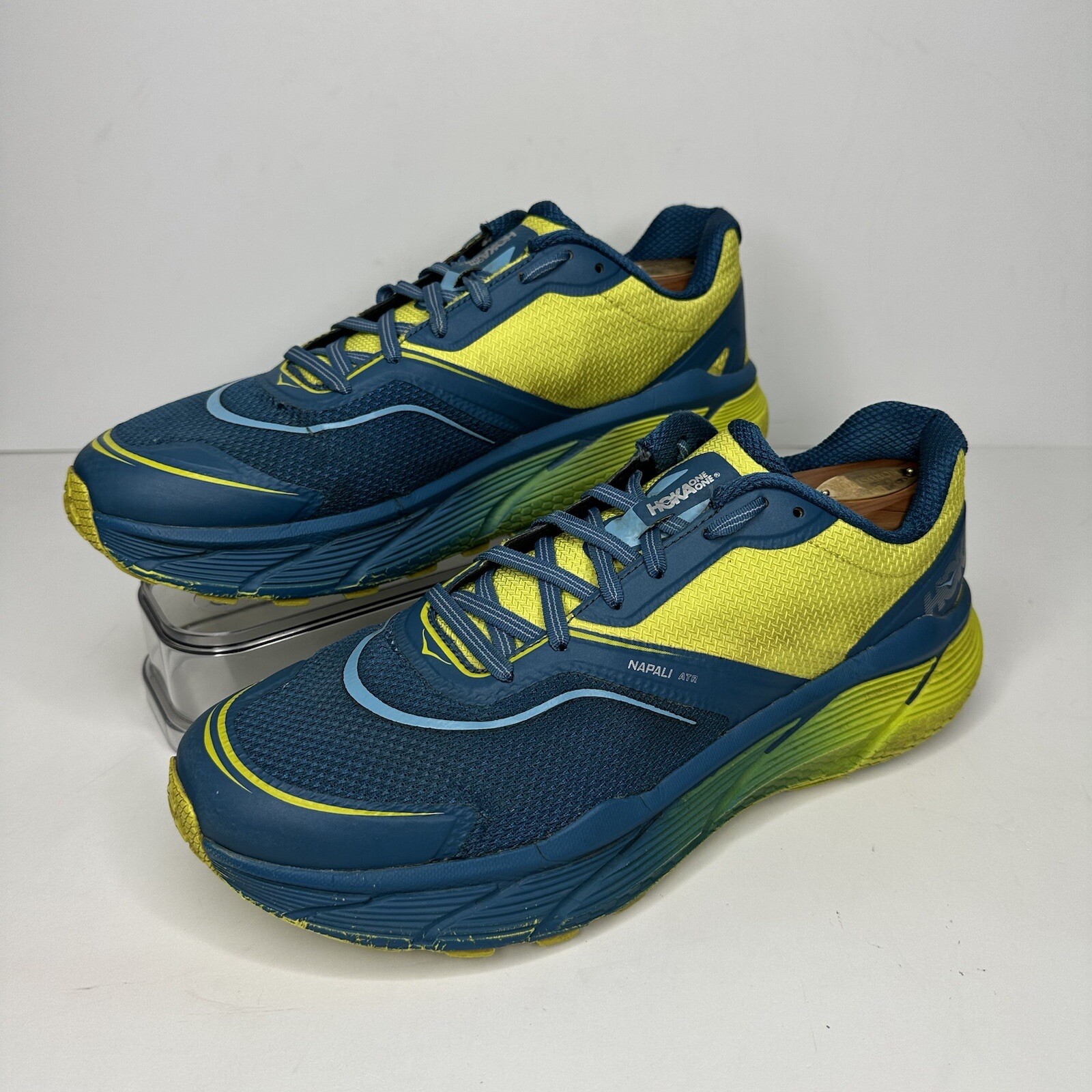 hoka one one napali