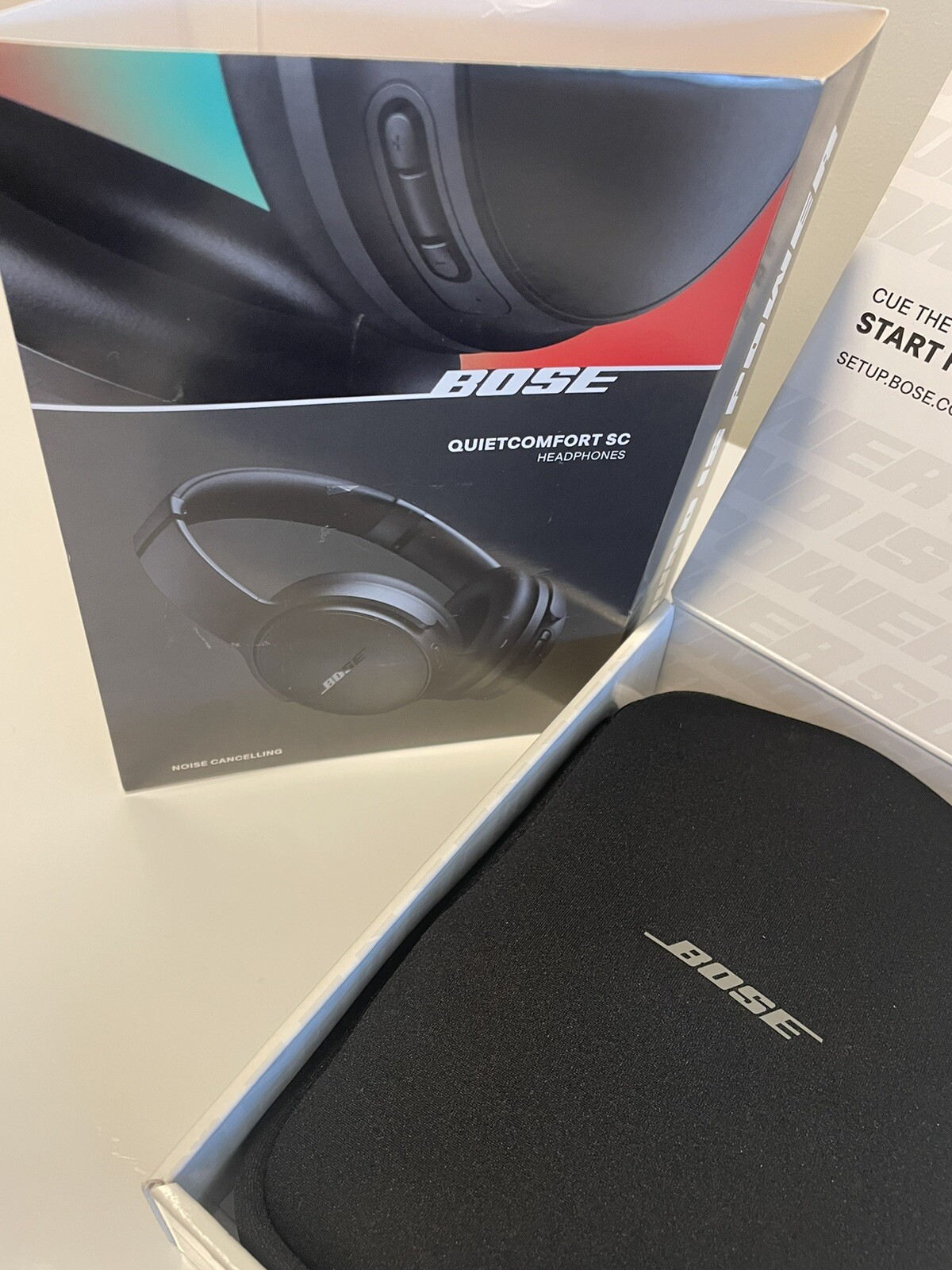 Bose QuietComfort  Wireless Over-Ear Headphones - Black - Excellent!-image