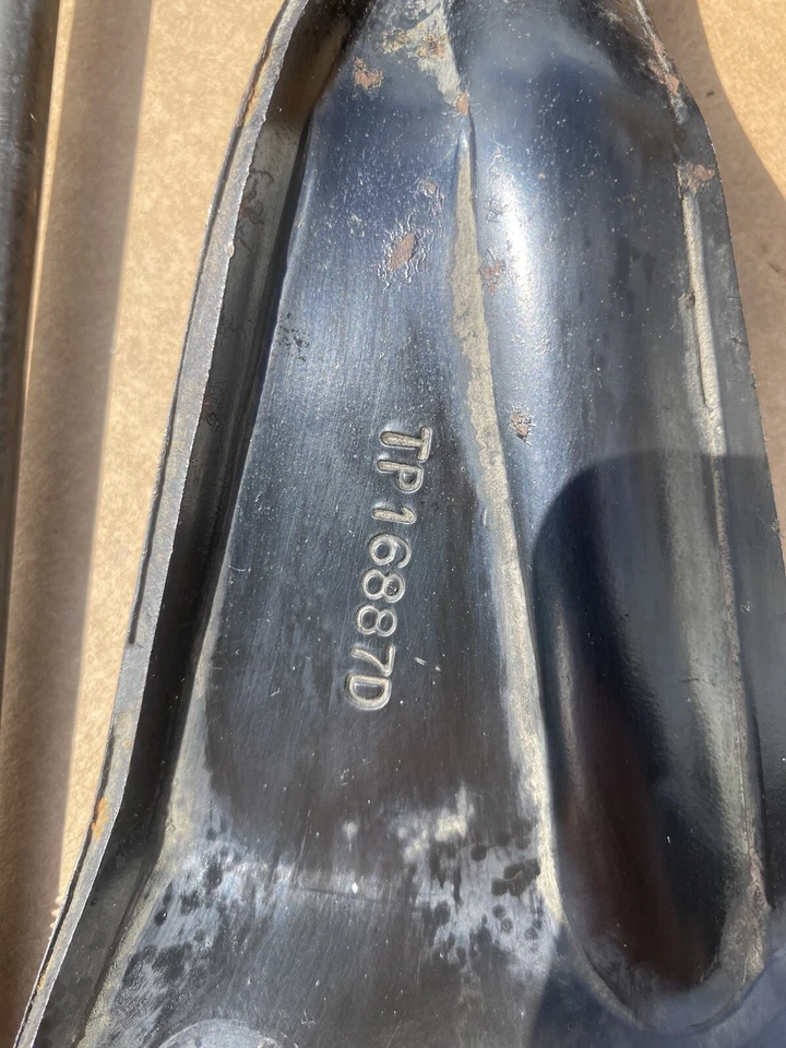 6.2L DIESEL Alternator, Bracket Chevy GM Truck 82-87 91 - Image 4 of 4