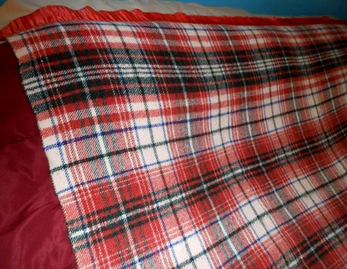 Vintage Red and White Plaid Satin Edge Camping Blanket 71" Long x 68" Wide - Picture 6 of 17