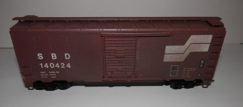 Coche de carga Athearn escala HO desgastado 40' S B D 140424 con camiones con resortes y kadees | Zustand: Used