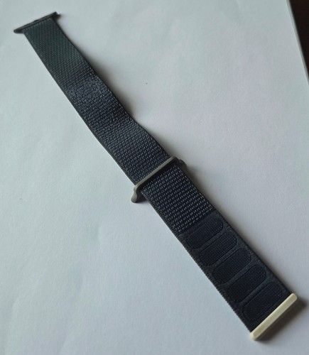 Unused Original Apple Watch 41mm MIDNIGHT Sport Loop Band MT533AM/A in Bulk Pkg - Picture 5 of 6