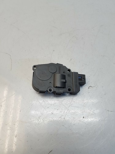 MB S Klasse W221 Klimaheizung Lüfter Klappe Steuerantrieb Motormagnet - Bild 5 von 12