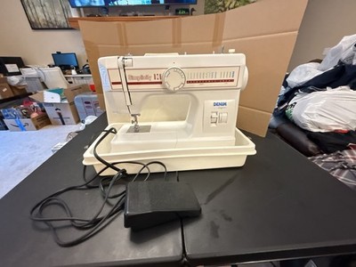 Simplicity Denim Expert Model 237 Sewing Machine with Case and Manual