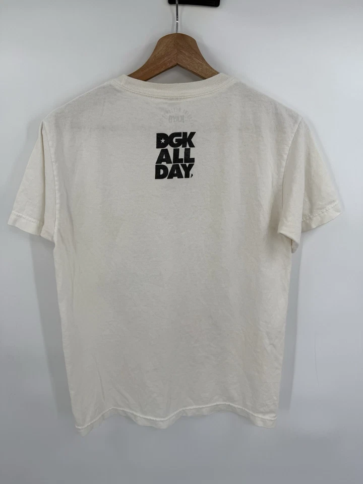 De colección Kayo Corp DGK Mac Dre Notorious B.I.G. Camiseta pequeña 2pac Fallen Soldiers Foto 2 de 4