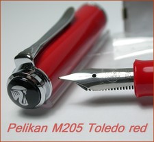 PLUMA ESTILOGRÁFICA PELIKAN M205 EDICIÓN ESPECIAL 2009 TOLEDO ROJA EF RARA ¡NUEVA EN CAJA!