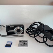 Fujifilm FinePix F480 8.2MP Compact Camera Black 4x Zoom Battery Charger SD Card