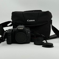 Canon EOS 7D DSLR Camera 18 MP - W/ Carrying Bag Extra Caps