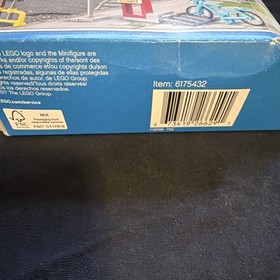 LEGO CITY Build My City Accessory Set 40170 Complete Set 100 Pieces Boxed 6+