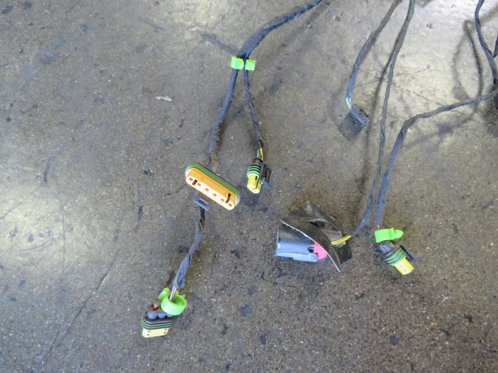 Maserati GranCabrio, RH, Right, Door Wire Harness, Used, P/N 272865