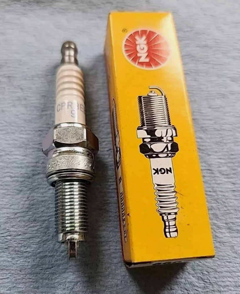 2004-2018 NGK 6607 CPR8EB-9 Spark Plug Kawasaki KX450F KLX450R Suzuki QTY-5