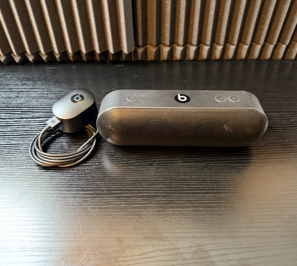 Beats by Dr. Dre Beats Pill+ Black Audio Player Docks & Mini