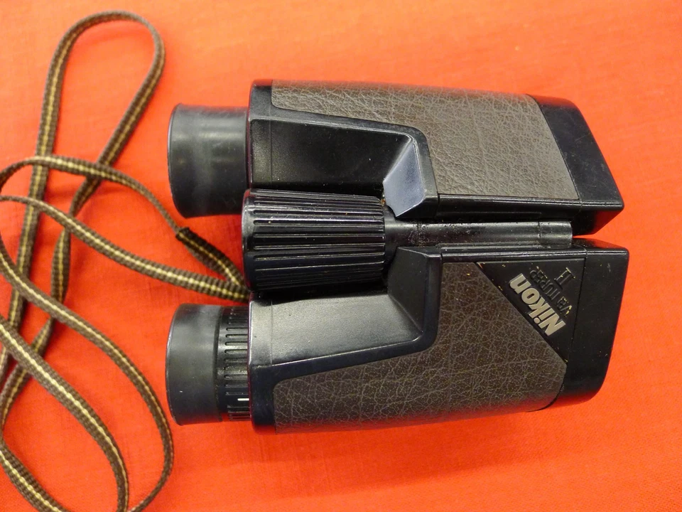 Nikon Venturer II Binoculars with 8X23 6.3 Degree - Image 3 of 4