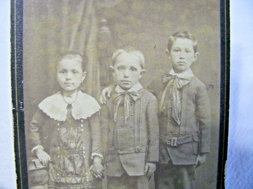 Antique Photograph of Children-by J. Laux, Mayen-circa 1800's - Picture 2 of 5