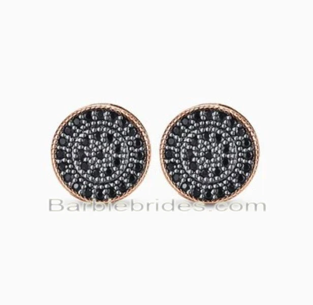 Aretes 3D totalmente helados micro pavé enchapados en oro de 14K circonitas cúbicas para hombres y mujeres Foto 3 de 4