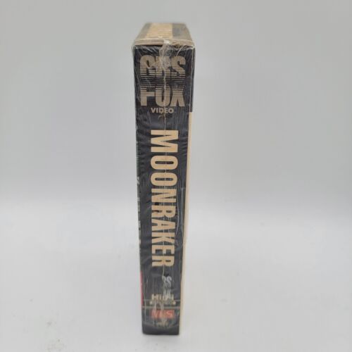 Moonraker VHS from CBS FOX Video James Bond 1984 Factory Sealed - Picture 2 of 8