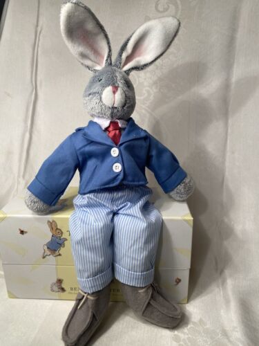 READ DESCRIPTION Avon Peter Rabbit Easter Parade Singing Bunny 18" Plush 2005 - Picture 1 of 8
