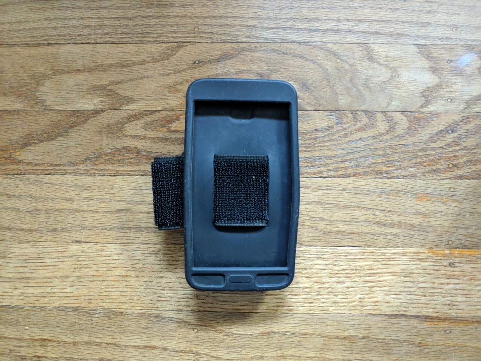 Samsung Galaxy S5 Sport Armband Case (USED) Media Bridge Brand - Silicone Case - Image 3 of 4