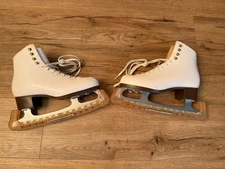 GAM Figure Skates w/Skate Guards SIZE 7.5