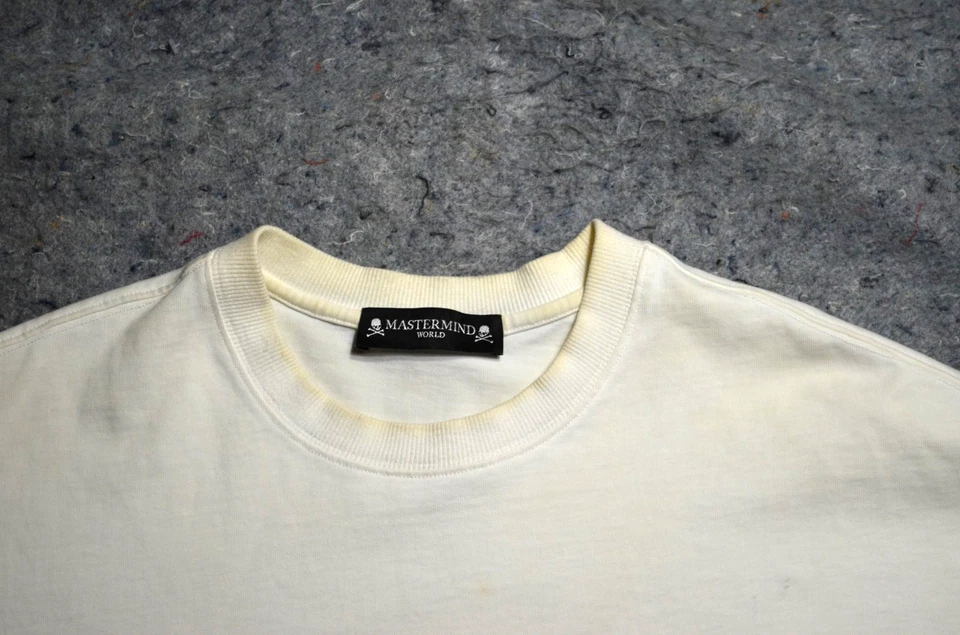 Camiseta $545 Mastermind Japón "Cráneo Reflectante" Blanca Logo 3M Talla XL Agotada Foto 3 de 4