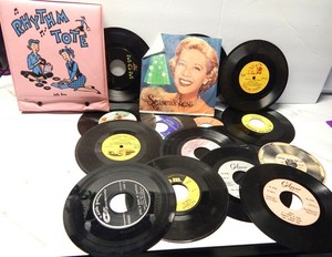 VTG Pink Rythm Tote w/45 & 78 (16) Records Holder